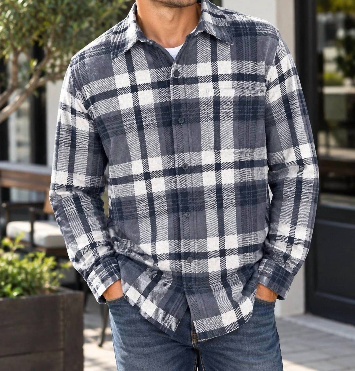 Vince - PLAID BUTTON-DOWN SHIRT