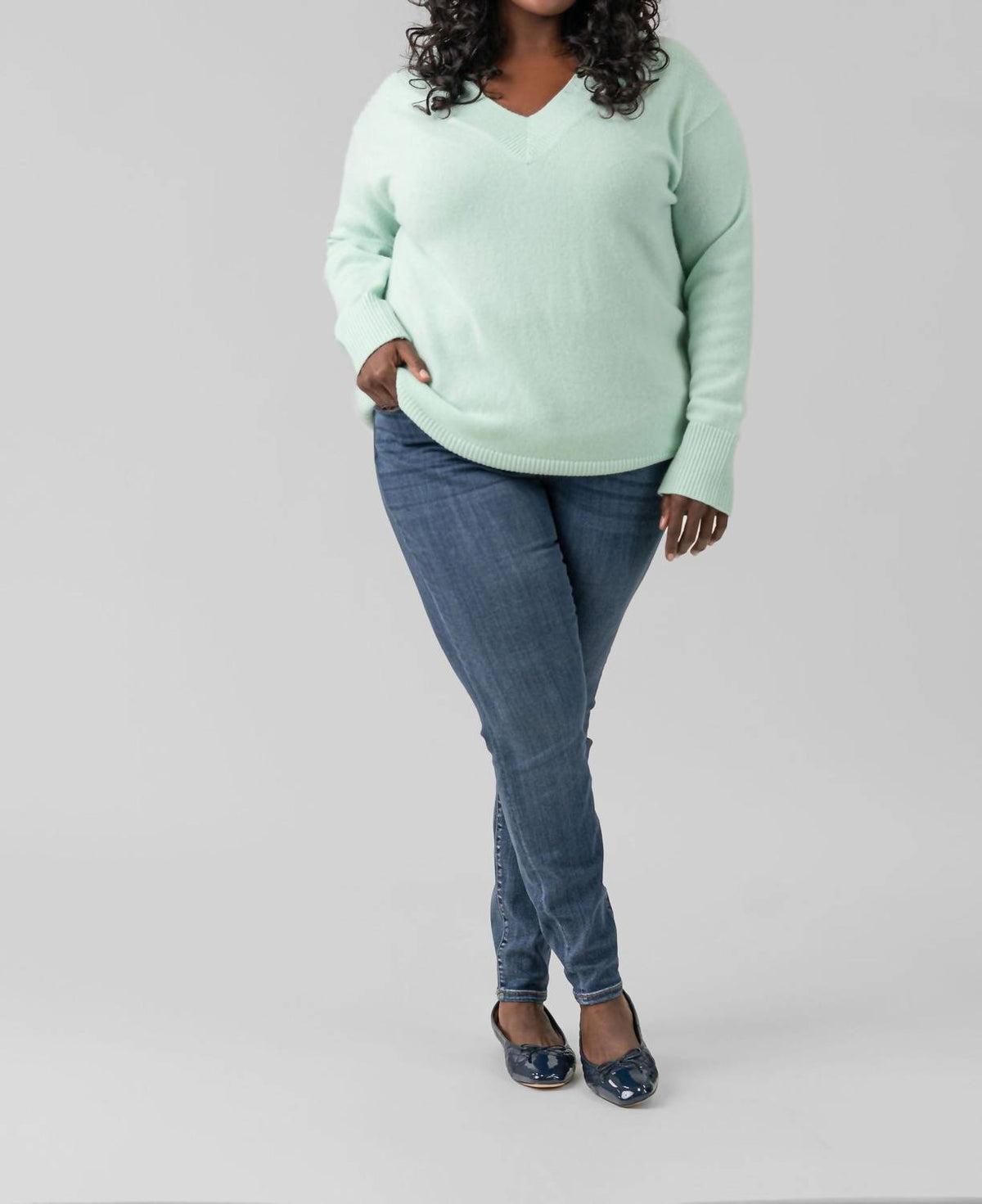 Vince - Rib Trim V-neck Sweater - Plus Size