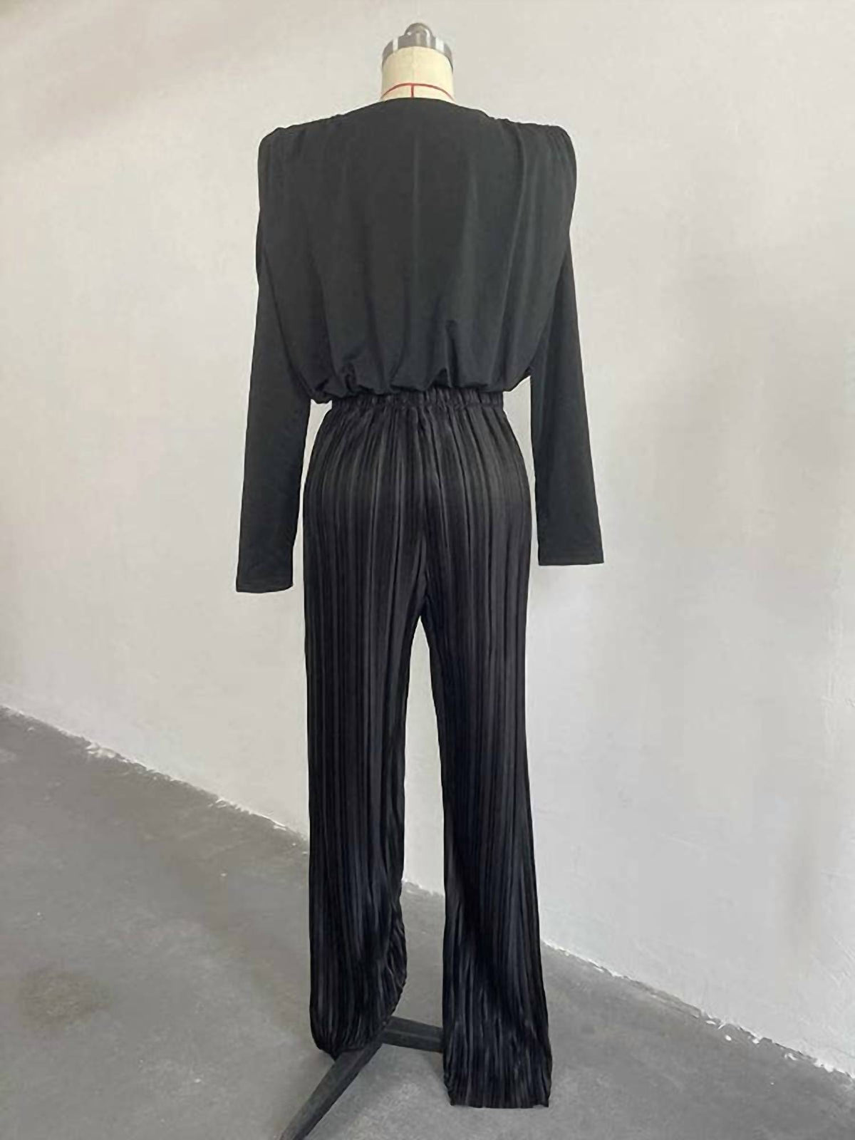 Vividlux - Long Sleeves Pleated Two Piece Set