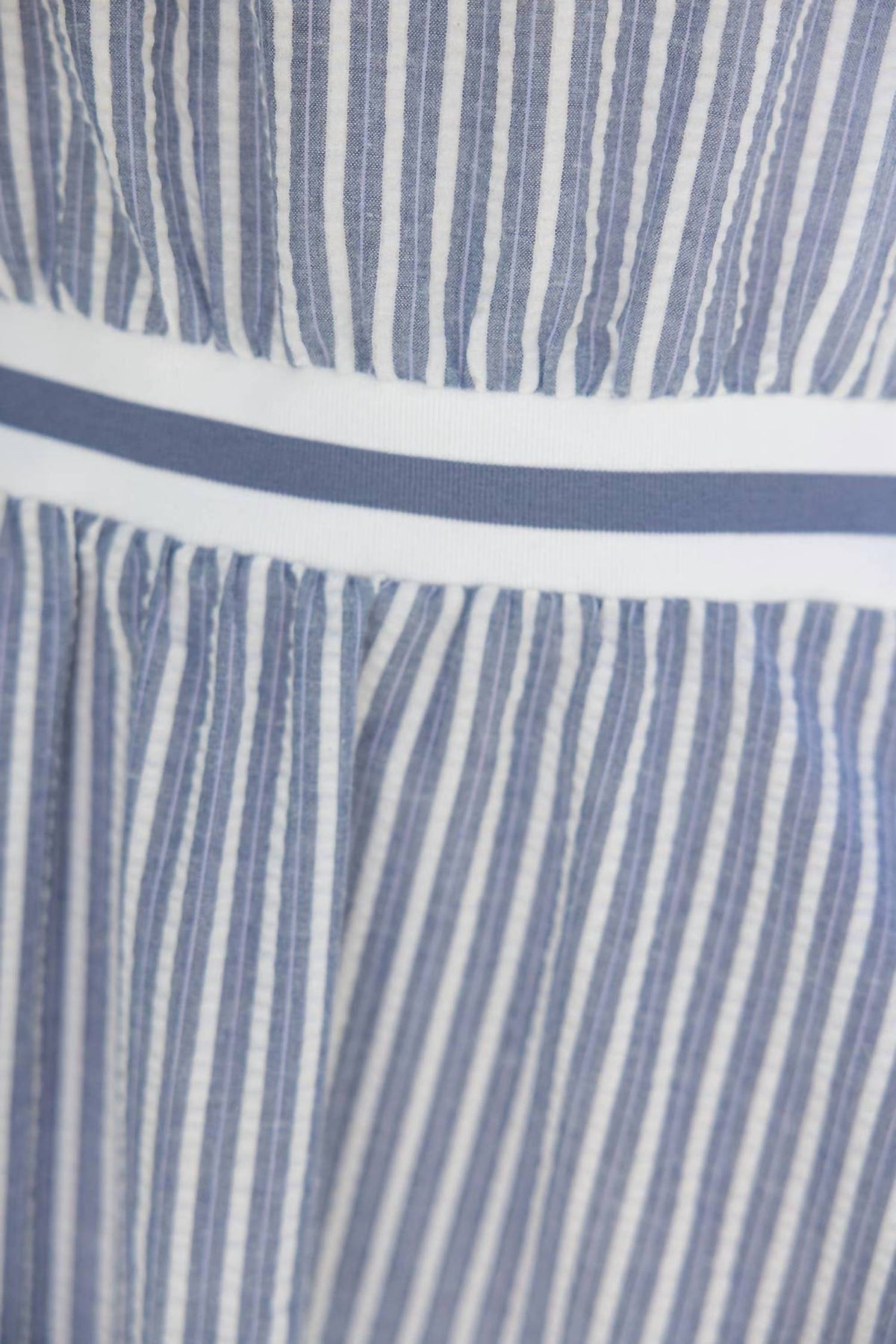 Voy - Sleeveless Stripe Mini Dress