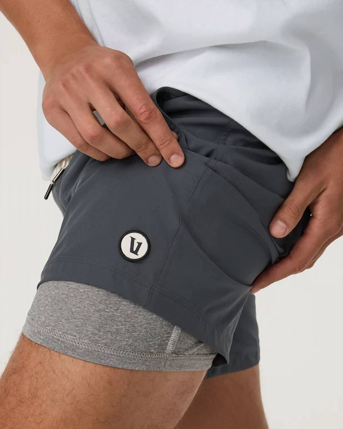 Vuori - Kore Lined 7” Shorts
