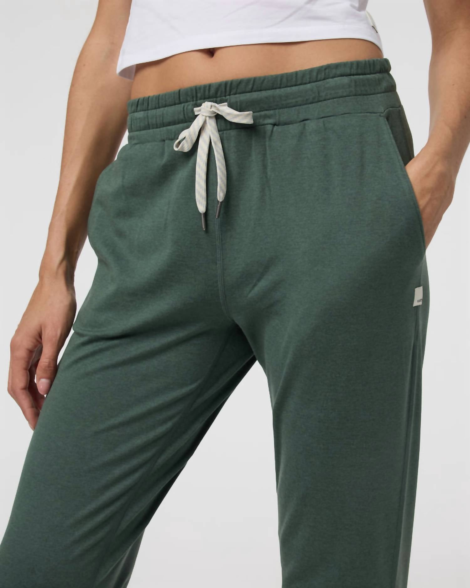 Vuori - Performance Jogger - clothing - green - joggers