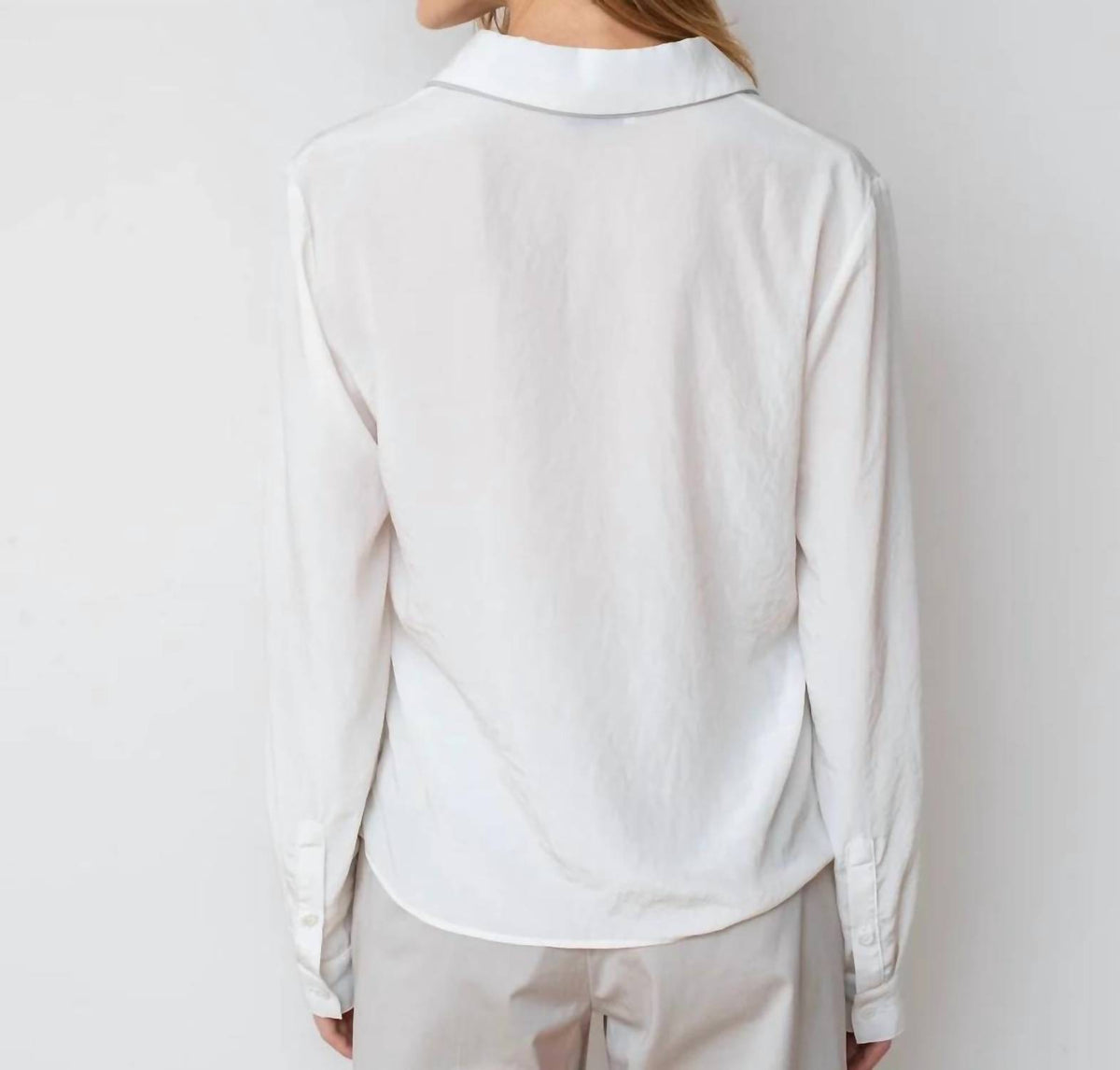 We-Ar4 - Women's The Studio Blouse