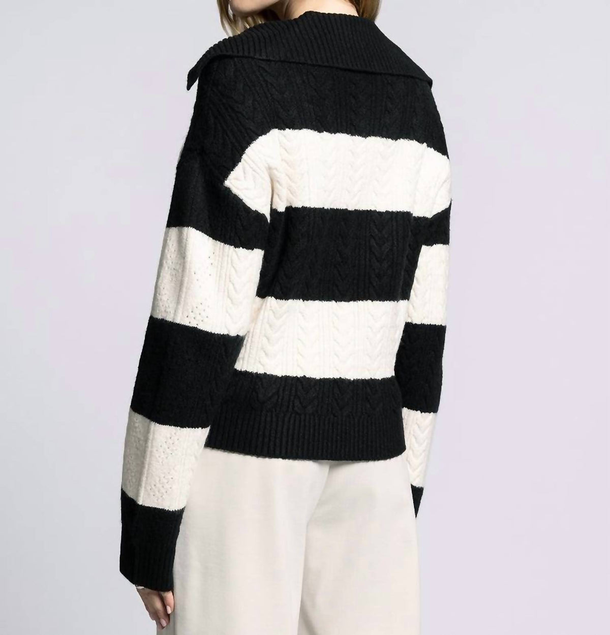 Weekend Los Angeles - Paula V-neck Sweater