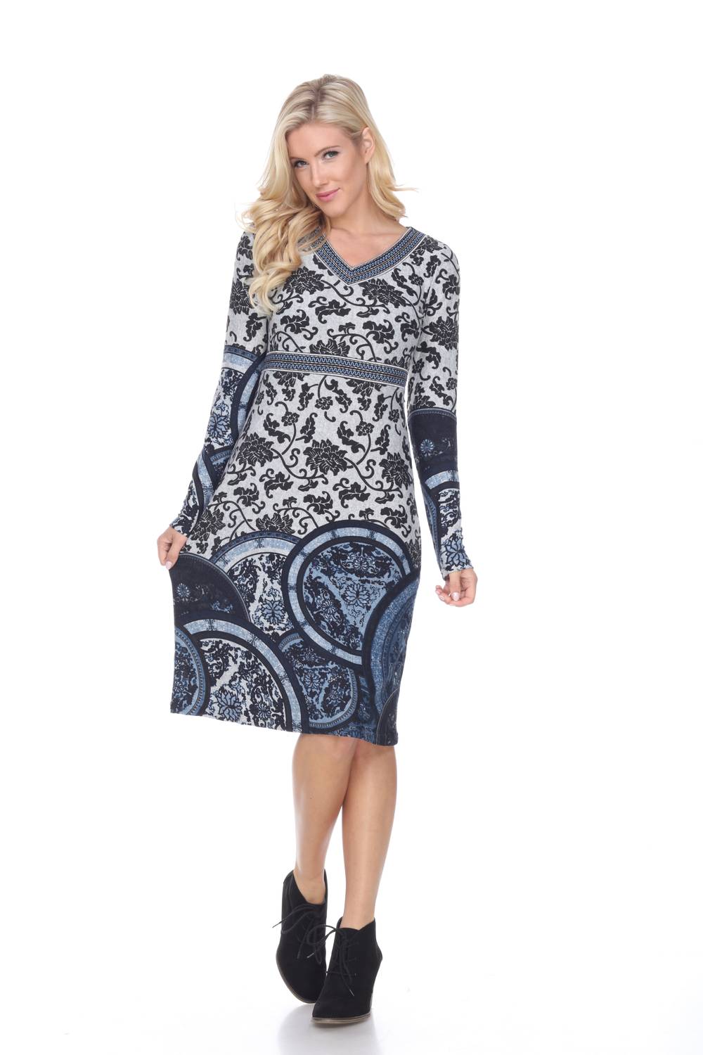 White Mark - Naarah Embroidered Sweater Dress