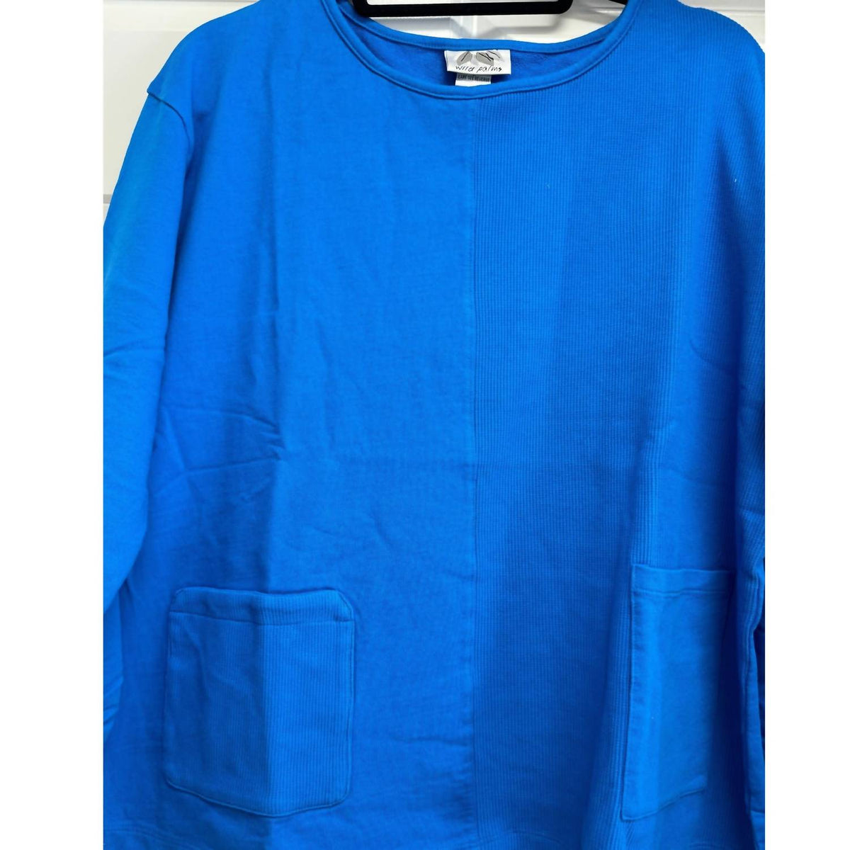 Wild Palms - Women's Crew Neck Top