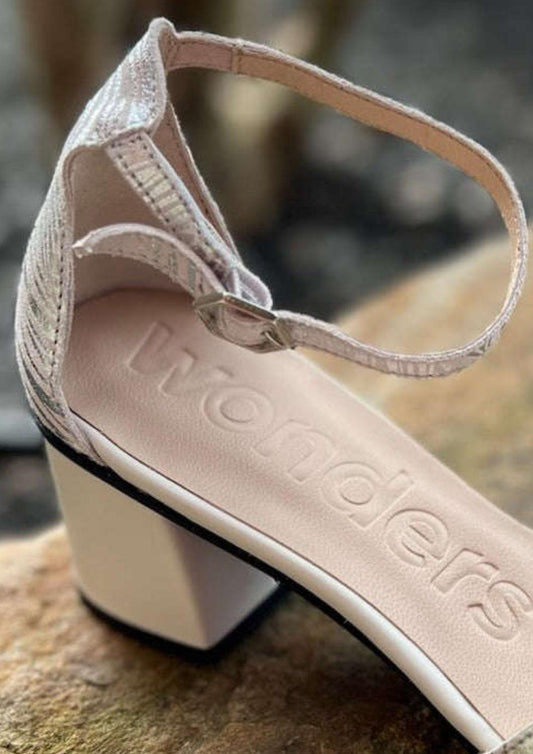 Wonders - Women's Silver Print Sandal - sandals - shoes - white