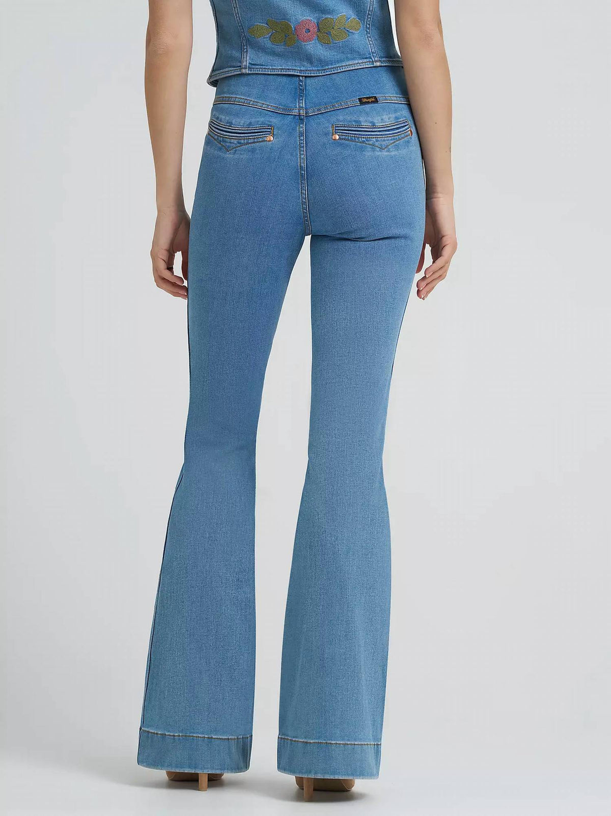 Wrangler - Pull On Flare Jeans