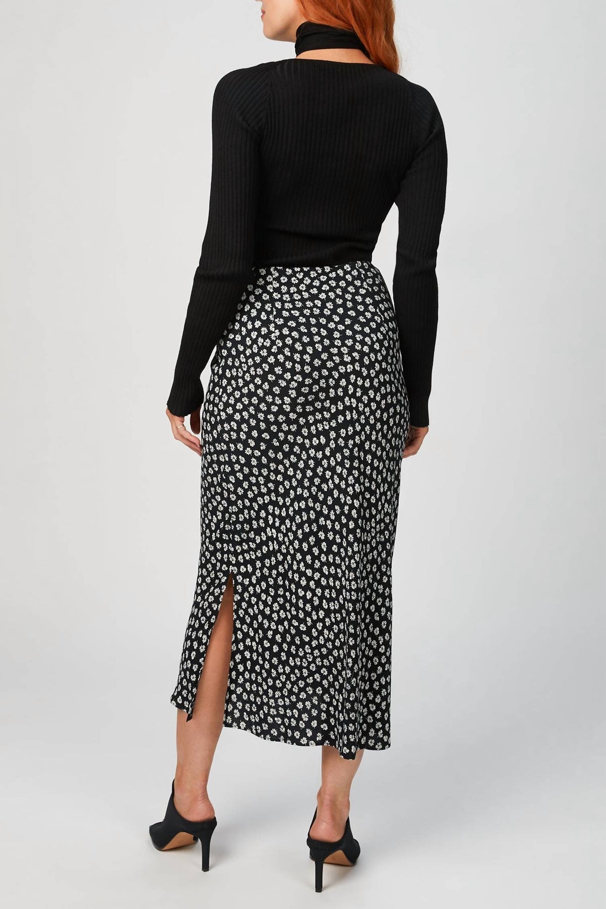 LOOP LAYERED KNIT TOP