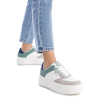 Xti - Women's Adjustable Lace Sneakers