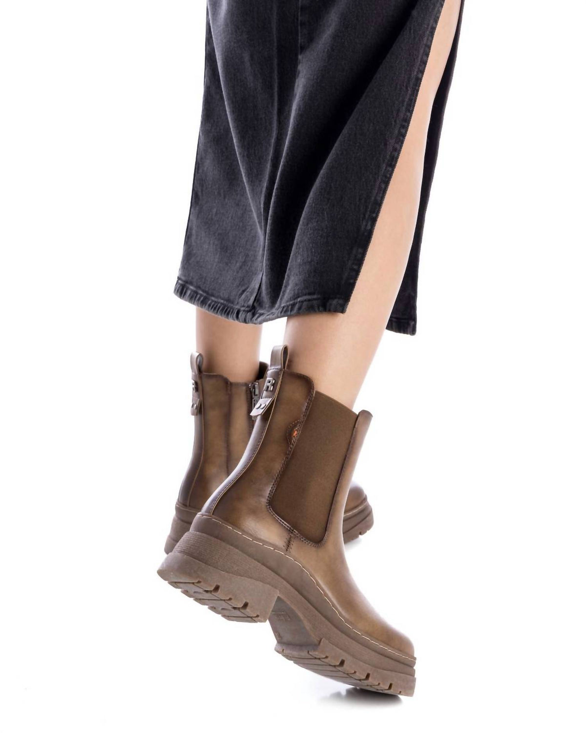 Xti - Women's Chelsea Booties