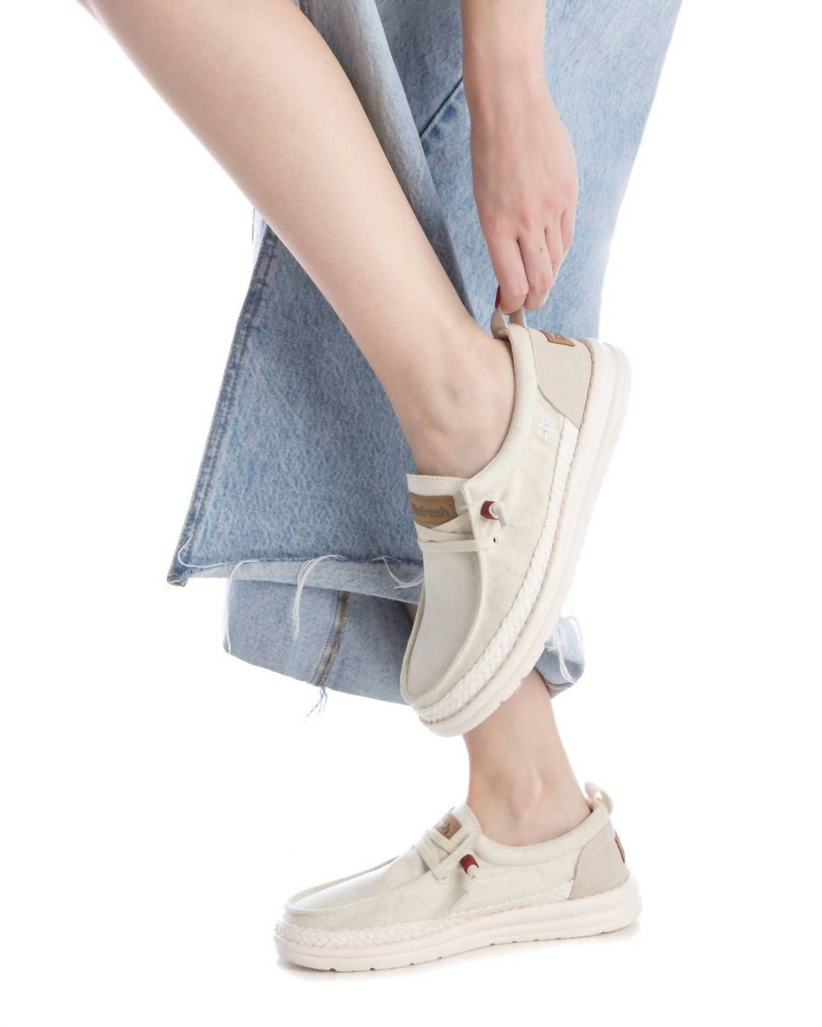 Xti - Women's Dockside Canvas Loafer