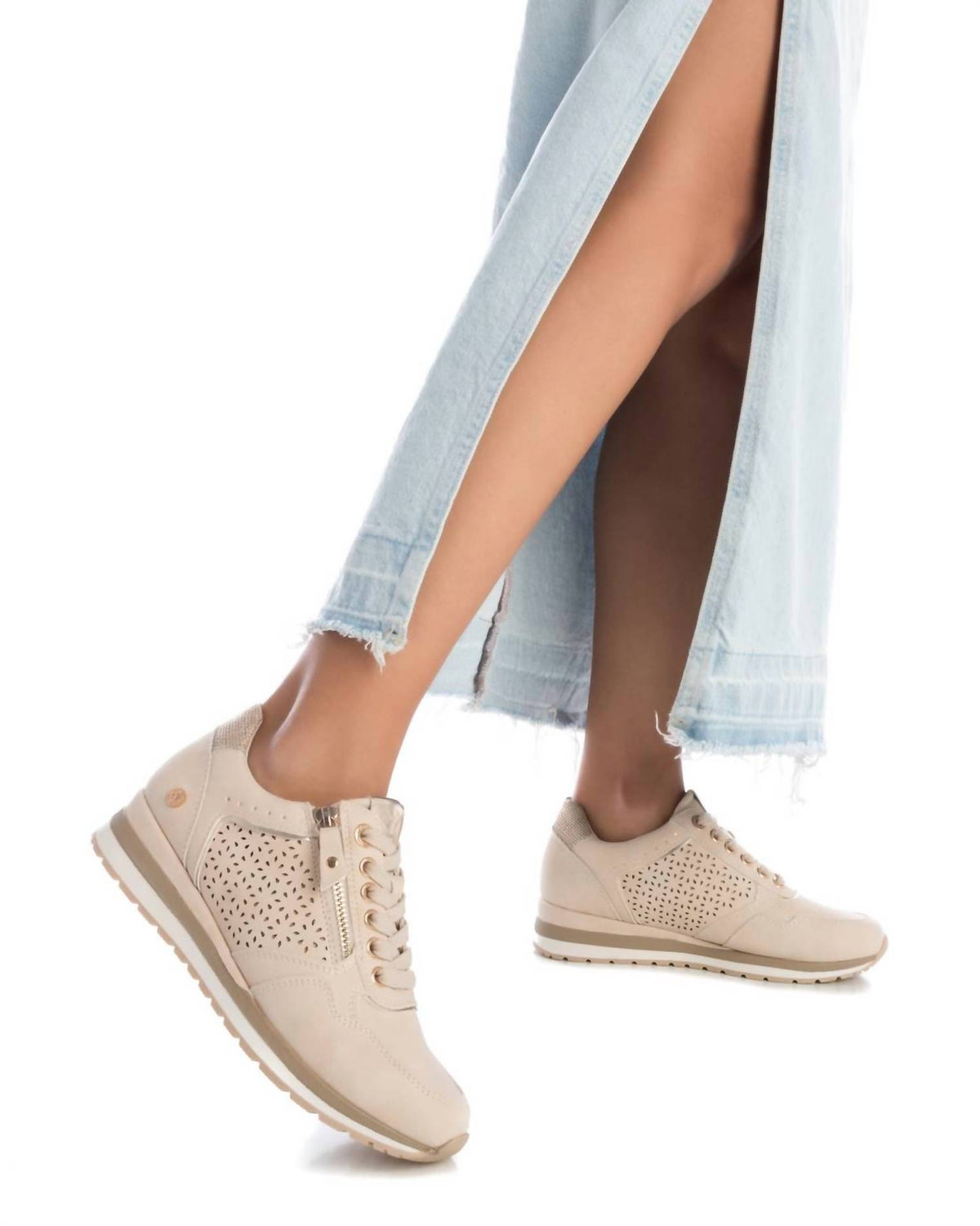 Xti - Women's Lace-Up Sneakers