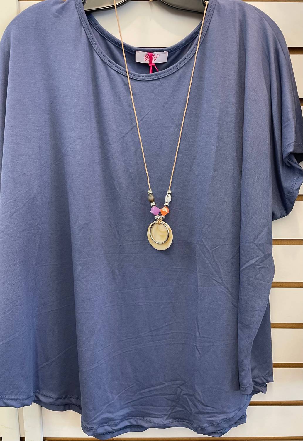 Yolly - Woven Tee With Necklace