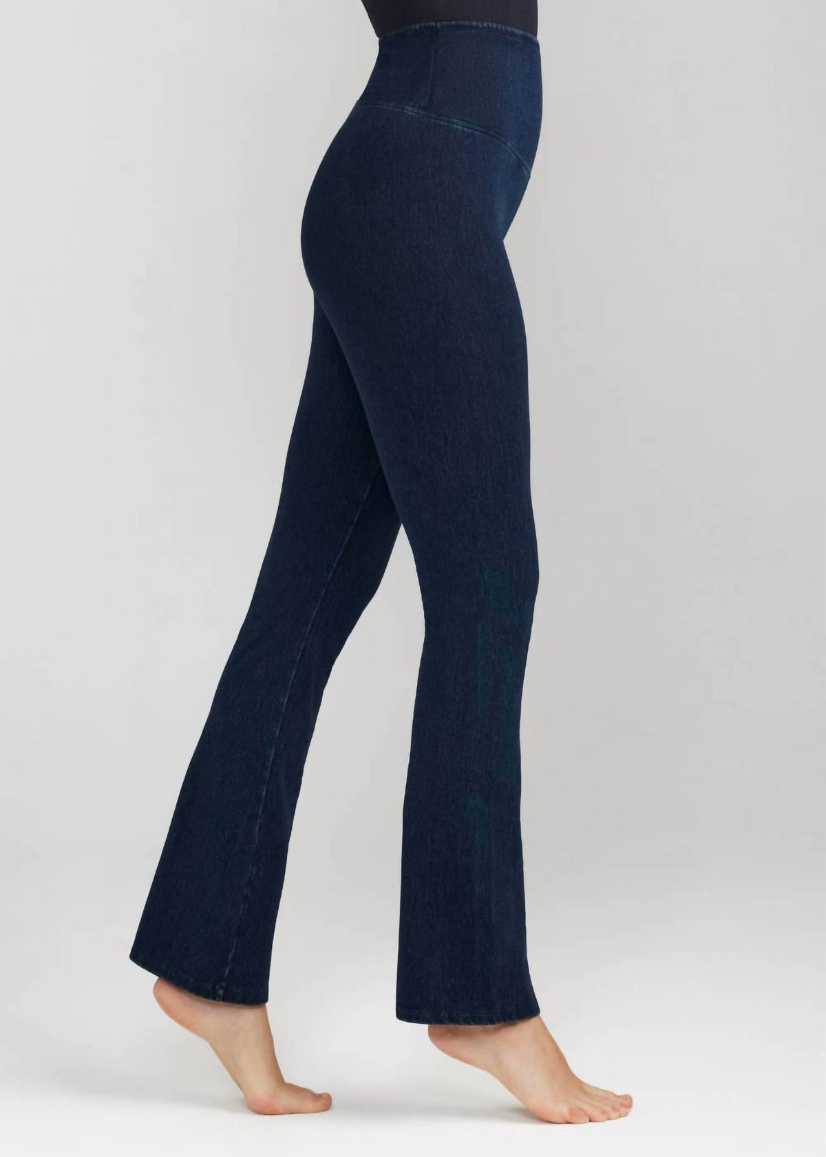 Yummie - Bootcut Shaping Legging