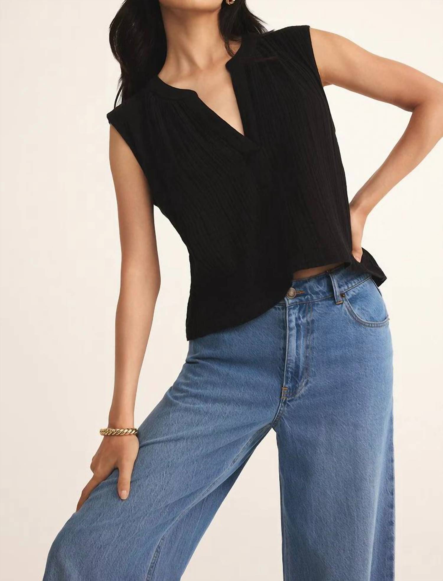 Z Supply - CLIFFSIDE V - NECK AIRY GAUZE TOP - black - blouses - clothing