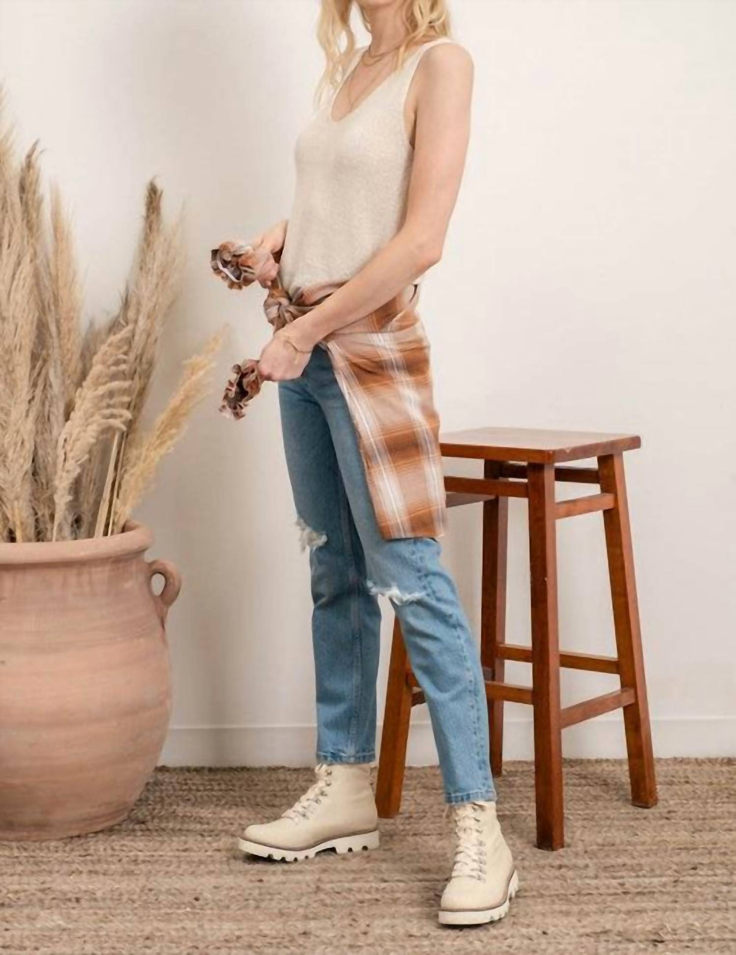 Mine - Sleeveless V-Neck Knit Tank