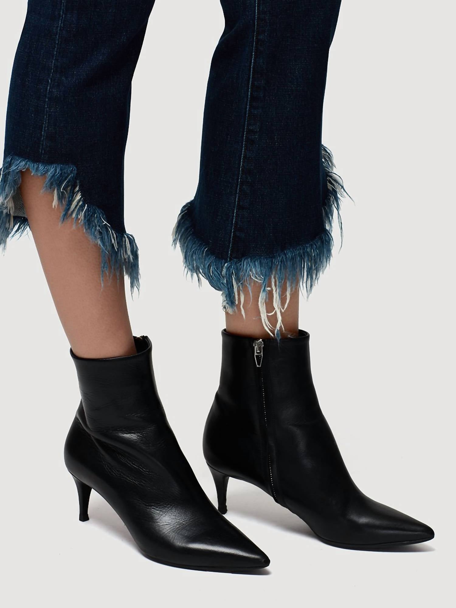 Frame - Le Crop Mini Boot Shredded Raw Jean