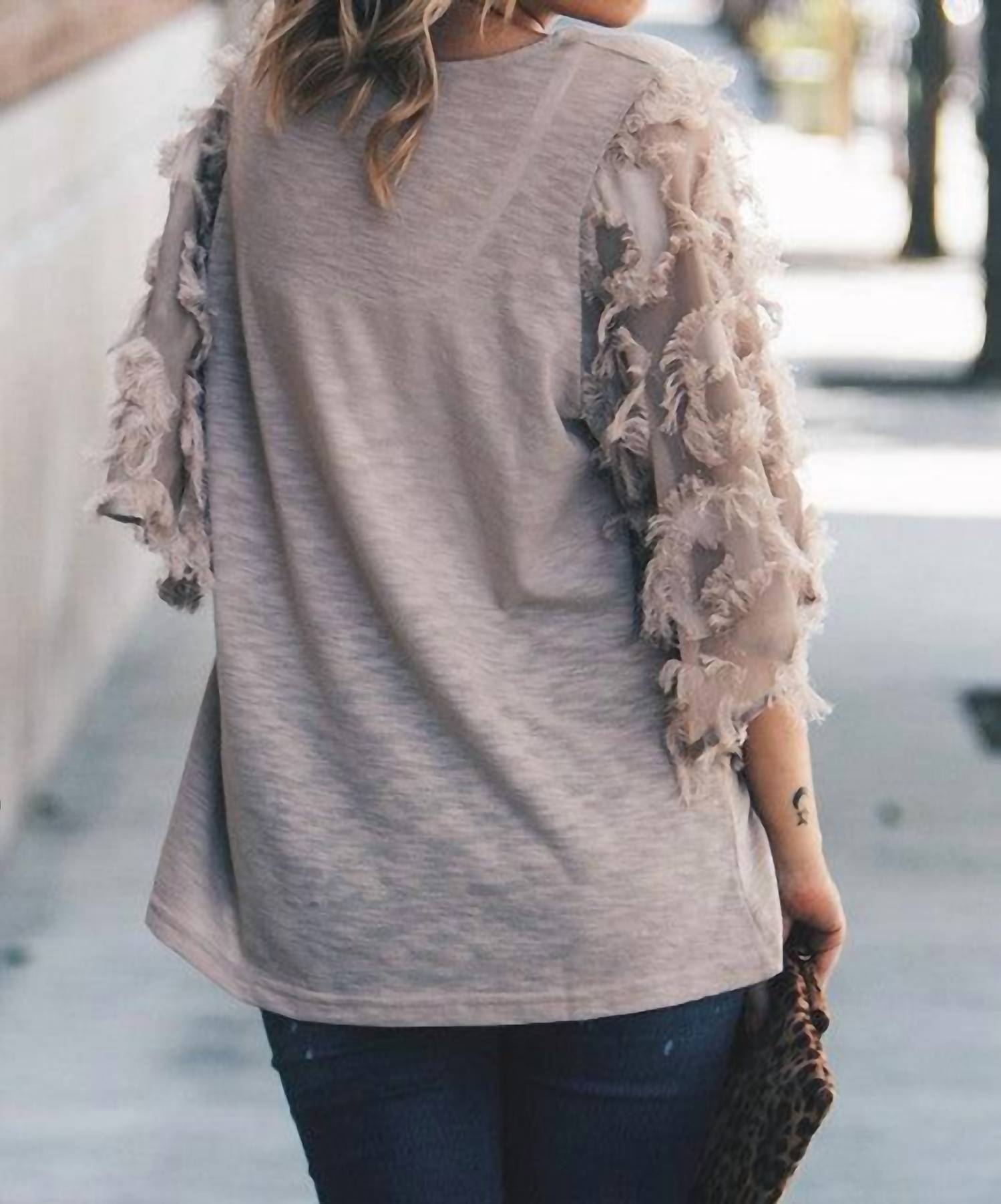 And The Why - Feather Detailed 3/4 Sleeve Top