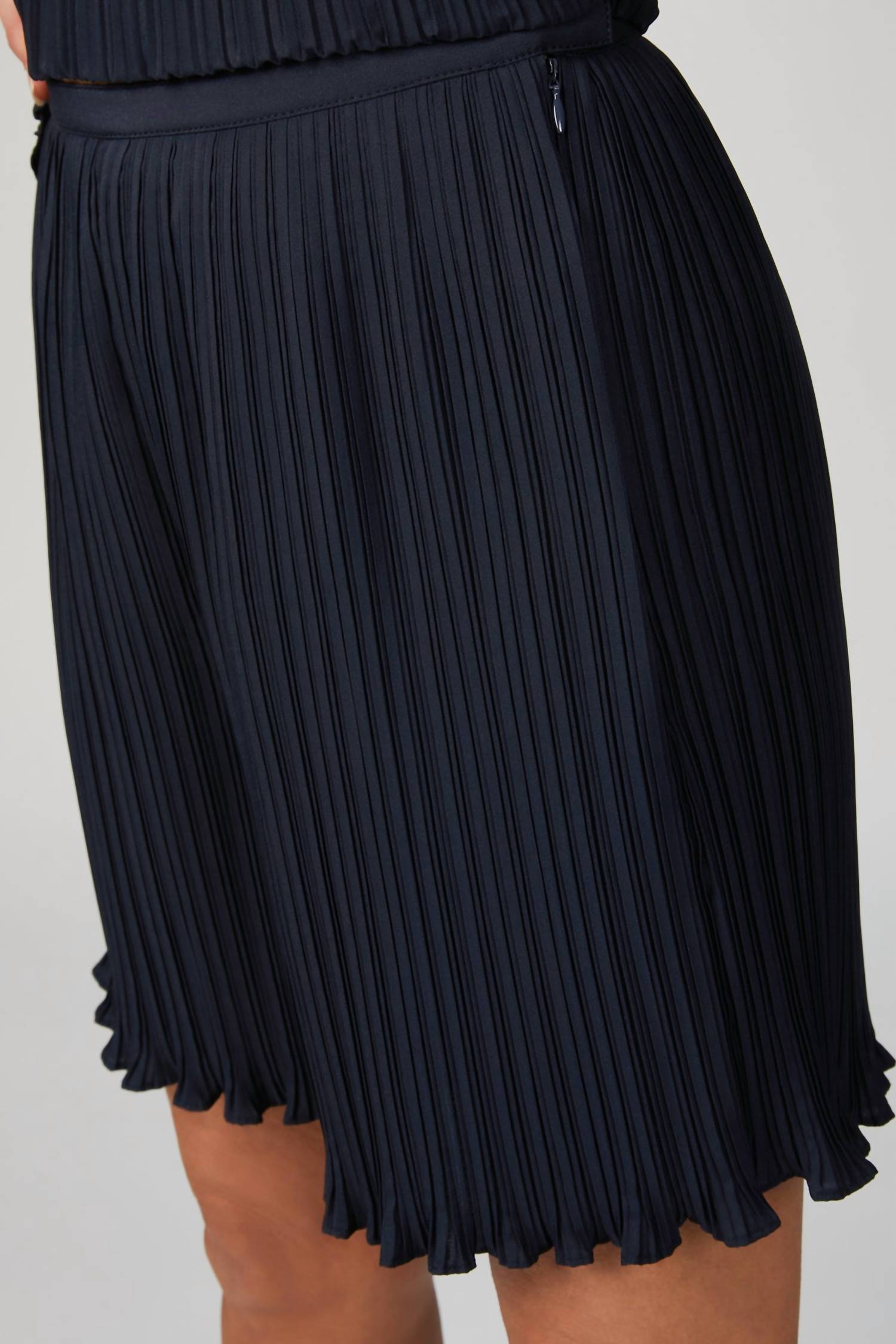 PLISSE PLEAT SHORT