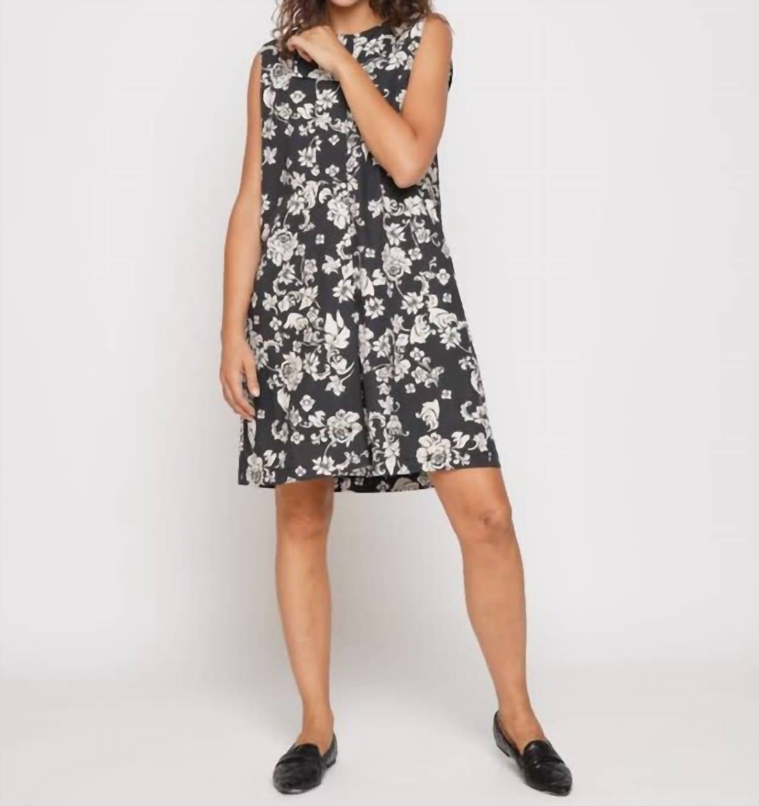 Baci - Floral Dress w/ Pockets